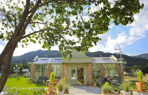 �m����j�۵M���������p�@���U�]���p���O�̦��t�b�^