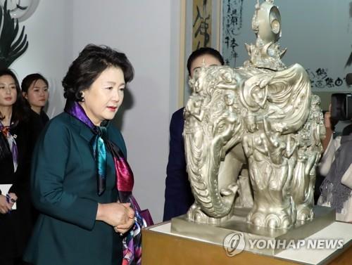 ��ƹϤ��G12��14��W�ȡA�b����_�ʡA�n���`�Τ�b�G�Ĥ@�ҤH�����Q�k�h�X�������L���N�]�A�Y����D�����@�~�m�N���H�n�C�]���p���^