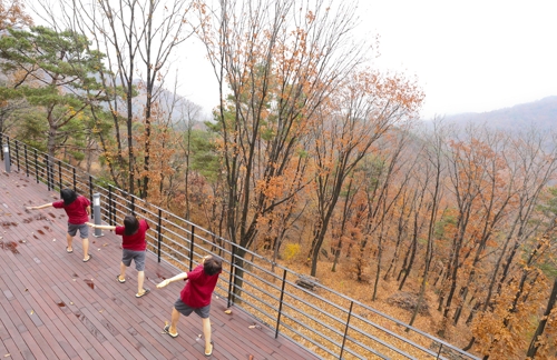 �ѻP�v�U���ߦU�ج��ʪ��X�ȡ]���p���O�̦��t�b��^