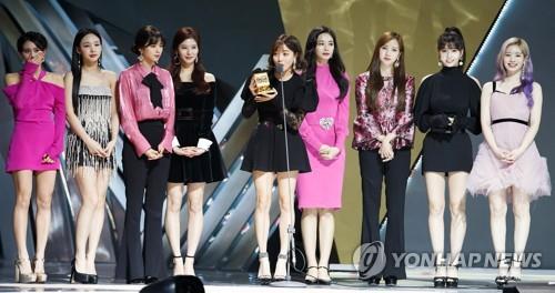 ��ƹϤ��G�k��TWICE�]���p��/CJ�T�֨ѹϡ^