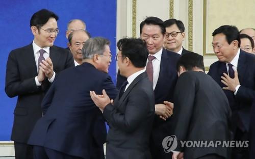 1��15��A�b�C�˻O�A�n���`�Τ�b�G�]�e�ƥk�^�X�u�n���j�������~�N���y�ͨæP�P�|���~�a����C�]���p���^