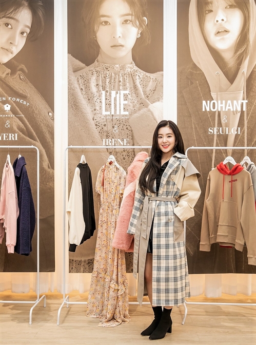 Red Velvet�]�n�����e�����|�ѹϡ^