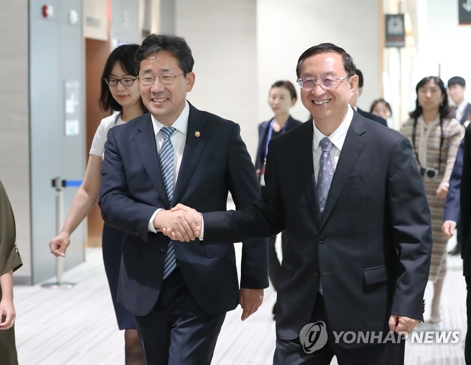 ��}�B�]���^�M�ܾ��ˤ�����C ���p��