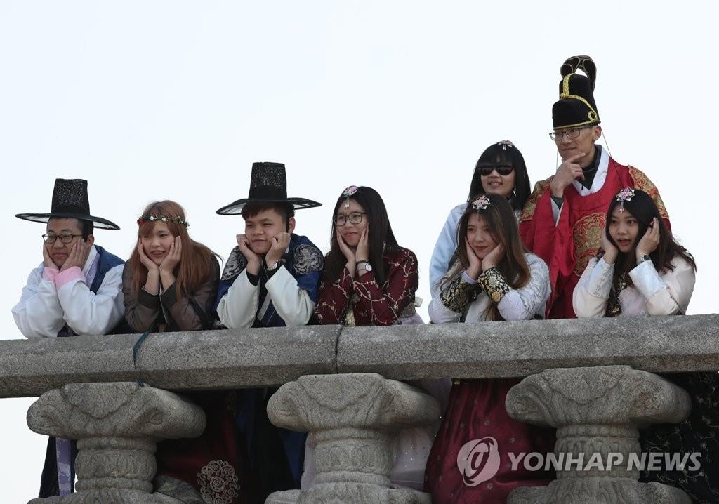 ��ƹϤ��G�X���~��C�Ȧb�������֮c�X�v�d���C ���p��