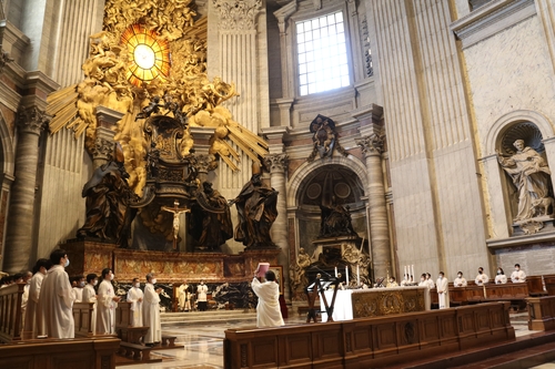 ���a�ɶ�8��21��A�b���Чʫ��ꪺ�t�B�h�S�j���A�n���ѥD�Я������j�ؽϨ�200�g�~���������|��C ���p��