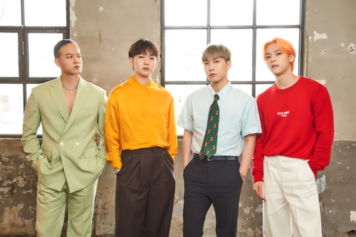 �k��BTOB CUBE�T�֨ѹϡ]�Ϥ��Y�T����ƻs�^