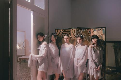 ��ƹϤ��GNewJeans ADOR�ѹϡ]�Ϥ��Y�T����ƻs�^