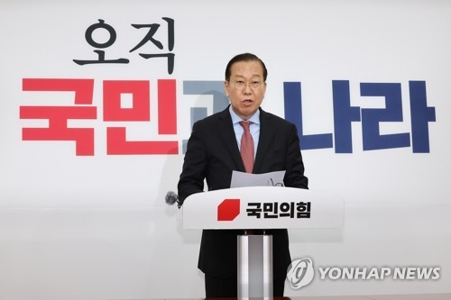 4��4��A�b��|�A�v��@�N�������Q���w�}�K���A�C ���p��