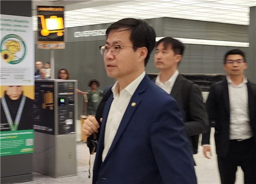 ·í¦a®É¶¡7¤ë22¤é¡A§f¿«¤E©è¹F¬ü°ê§ù°Ç´µ°ê»Ú¾÷³õ¡C ÁúÁpªÀ