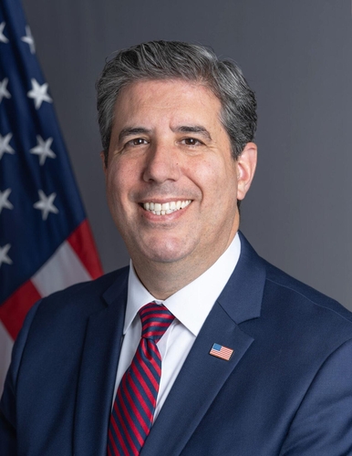 美國副國務卿邁克爾·里加斯 美國國務院主頁截圖(圖片嚴禁轉載複製)