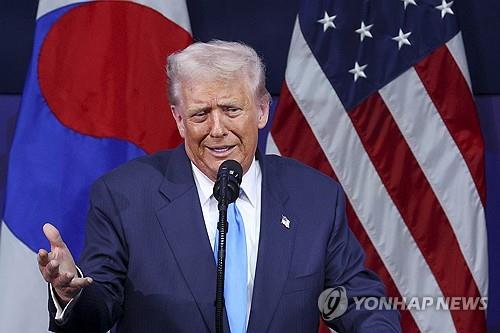 ��ƹϤ��G2025�~10��29��A�b�y�{�A�S�Դ��X�uAPEC�u�ӻ�ɤH�p�|�ֵo���t���C ���p��/�p�X�ĳX��