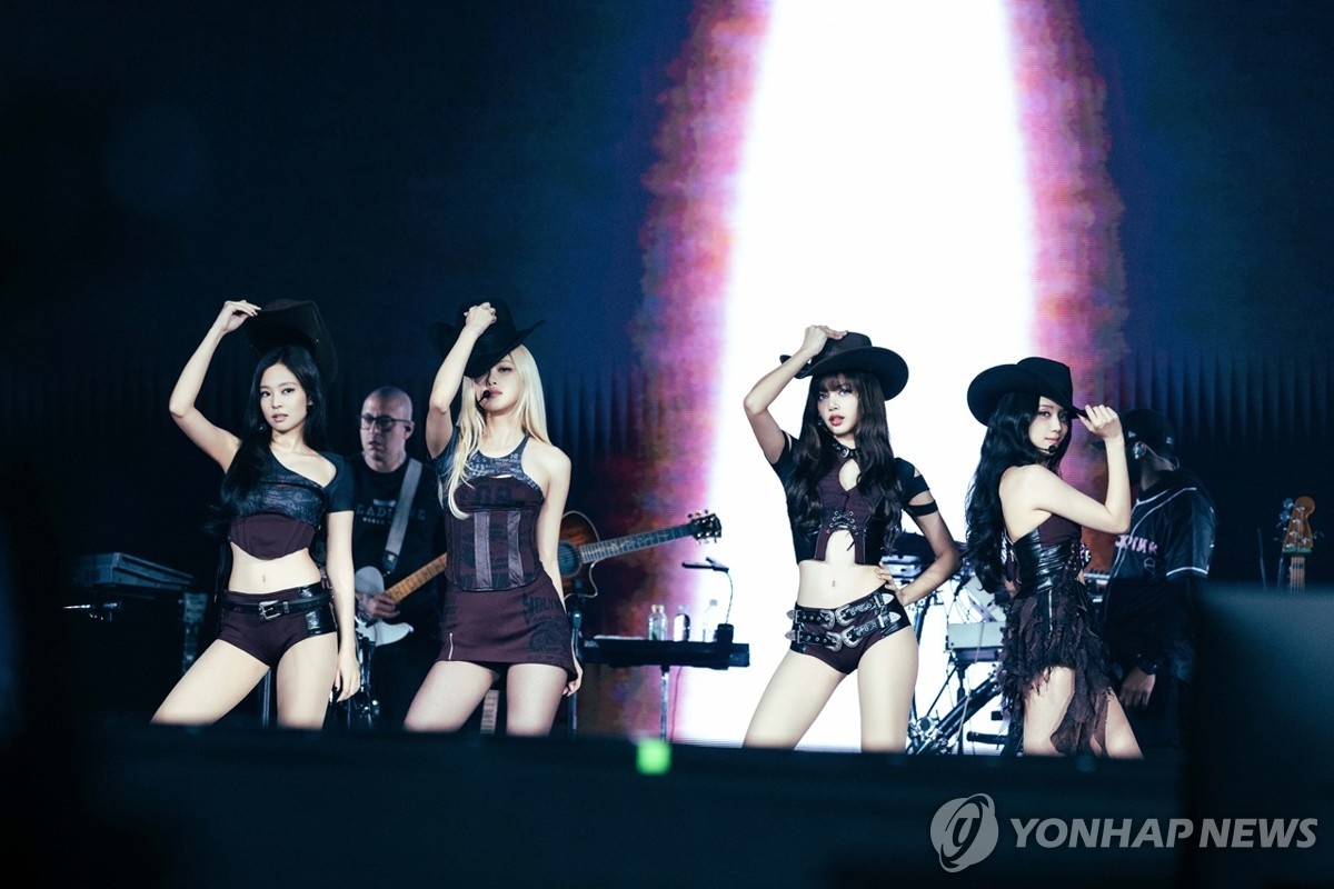 ��ƹϤ��GBLACKPINK���t�{���� ���p��/YG�T�֨ѹϡ]�Ϥ��Y�T����ƻs�^