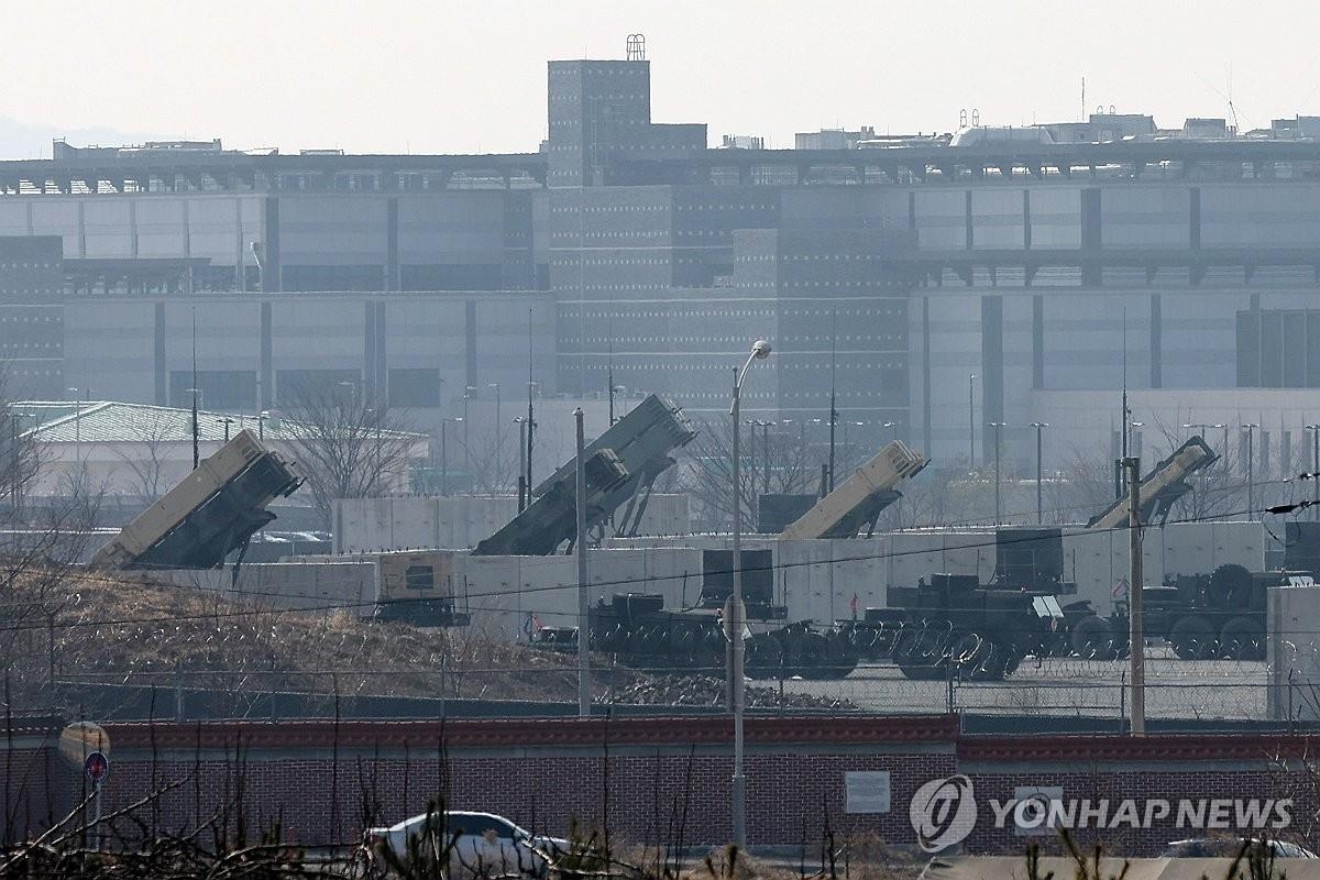 ��ƹϤ��G�b�ʽB�D���A���n�����x��a���~���ܴ��硨�A���R��̡��ɼu�t�ΫݩR�C ���p��