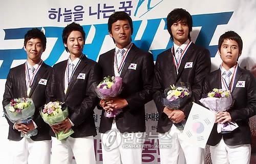 하정우 "예상보다 1천배 힘들었다" - 4