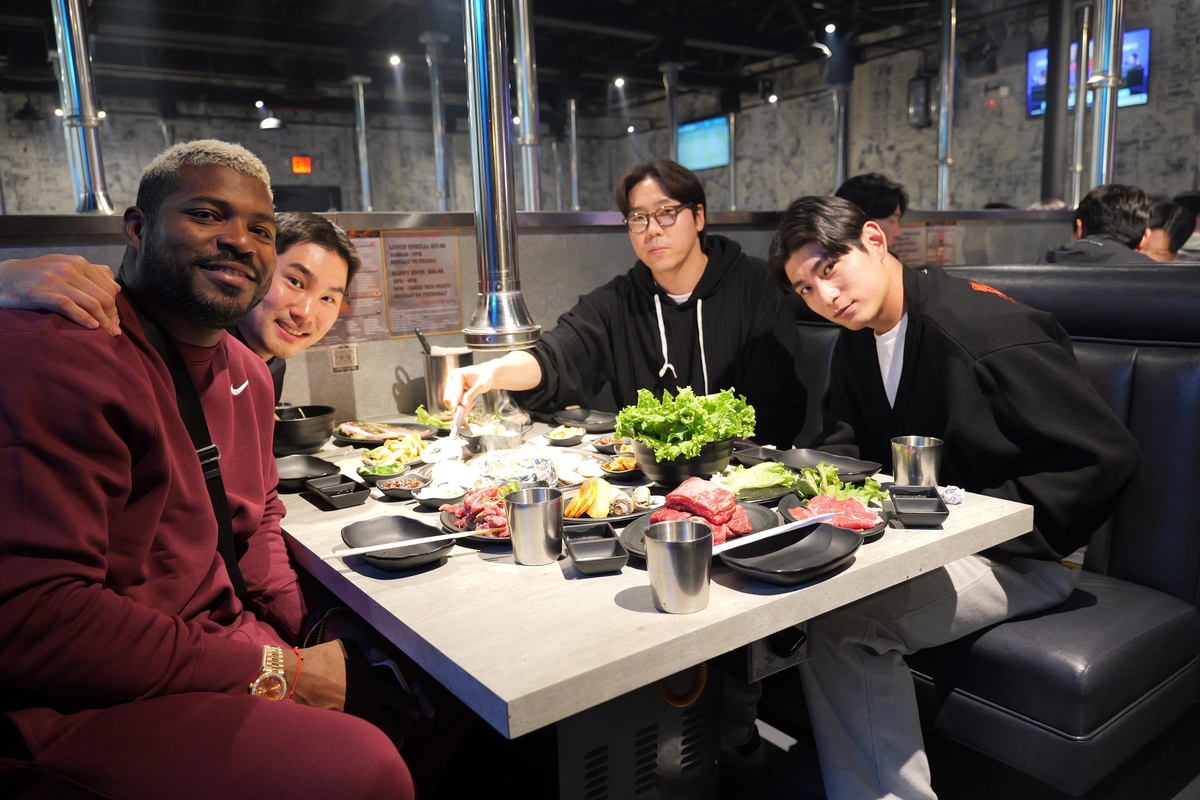 키움 캠프를 방문한 이정후