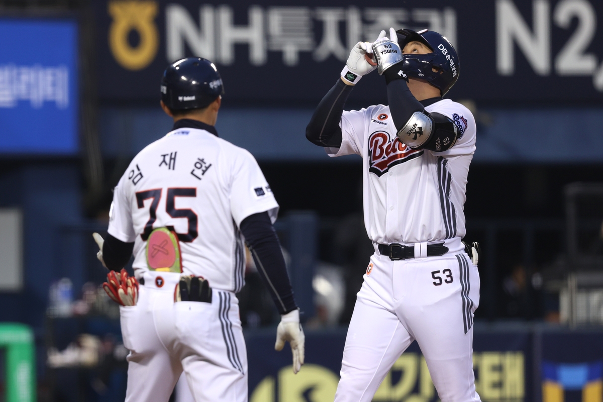 두산 양석환, 솔로포치고 세리머니