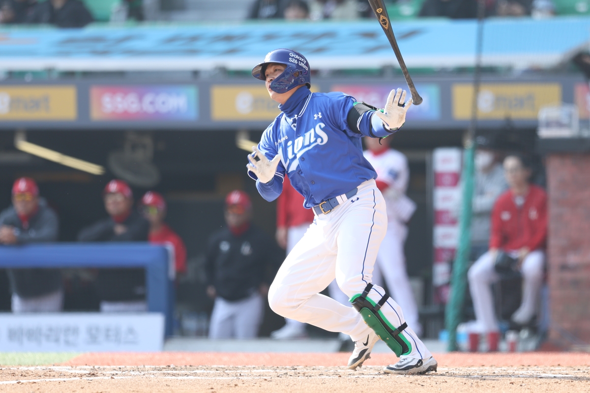 삼성 전병우의 17일 경기 모습. 