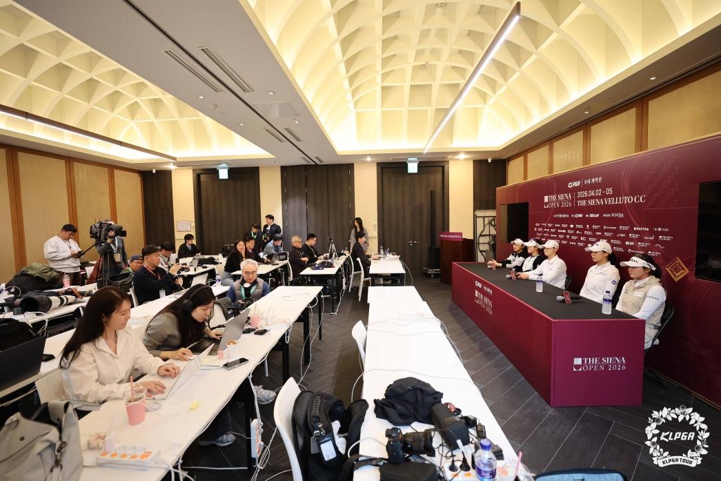 답변하는 박성현