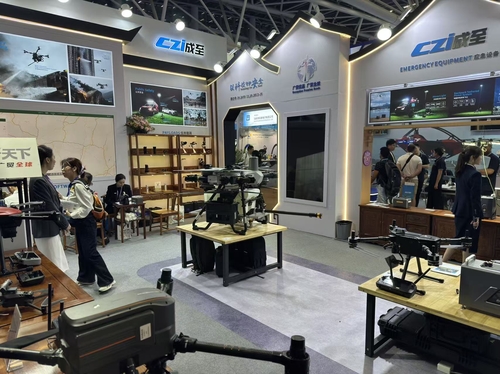 [르포] "�� 막히면 남미·중동에 판다"�K��캔톤페어 '인산인해'