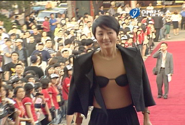 �i���V�ۤ@���t���˲{���I�t�q�v�`���a��