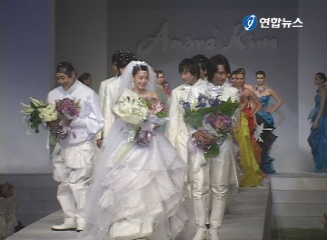 �w�w�P·���S�O�ɸ˨q26��ߦb�C�n�O�|��