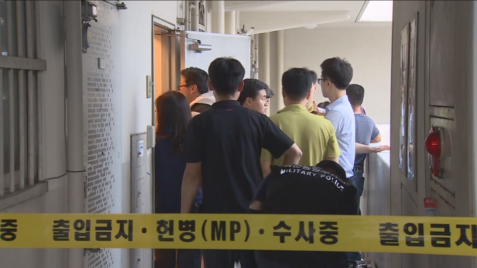 ����W�h�L����۱� ���Q�o�{���۱��ɦV