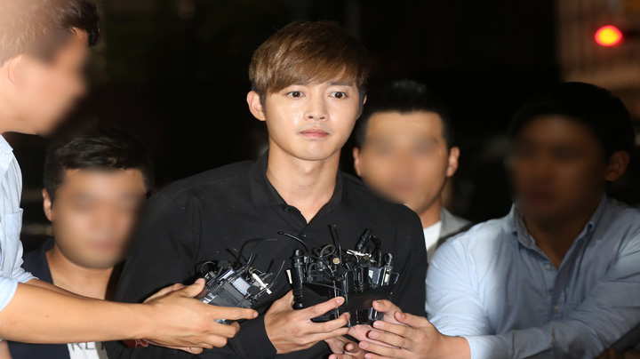 ���孫�_�{�B�ƱN�� �٥h�~���P�e�k�ͩM������