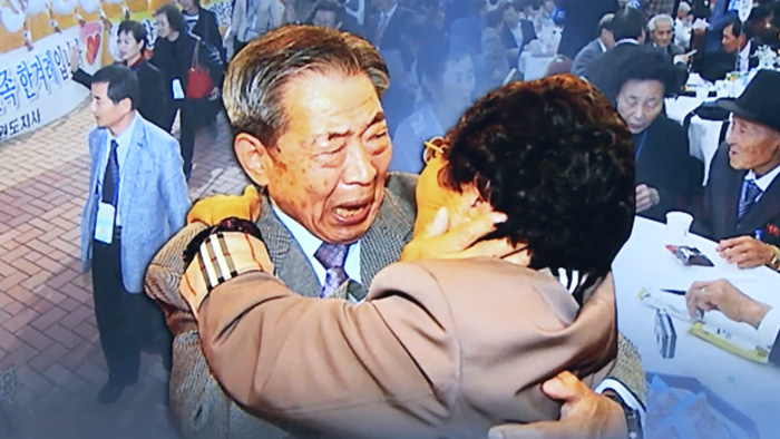 ���������a�ݹλE���ʶi�J�ĤG�� �a�ݭ��~�򭫷ſ˱�