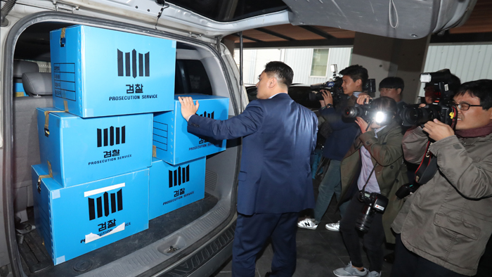 ���ˤ�j�d���Ӵf�A�G�˫H���v�M�줽��