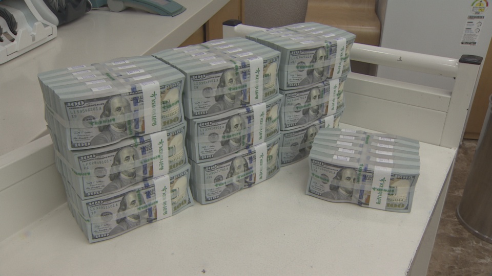 ��11��~���x�ƪ�3720������ �s������