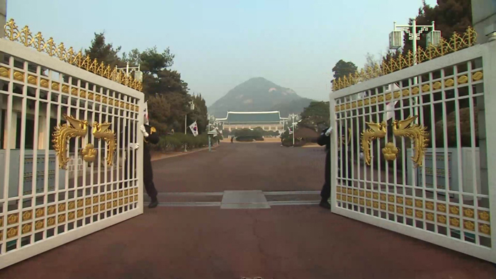 ���Ӵf����u���C������