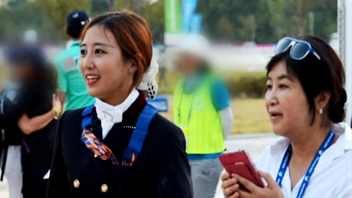 ���`�ο˫H�Z���ꤧ�k�b�����Q��