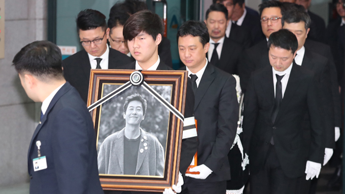 ���t�����W���X�l���������|��