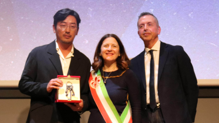 �e���t���ù���Ĥ��������a�A����