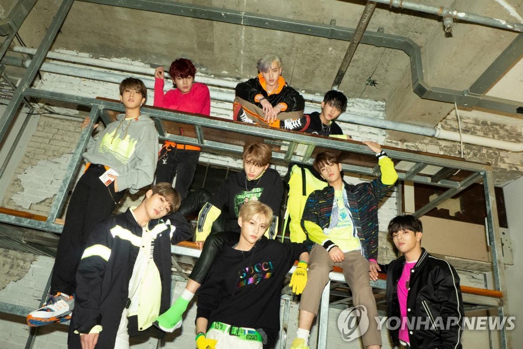 Stray Kids JYP�ѹϡ]�Ϥ��Y�T����ƻs�^