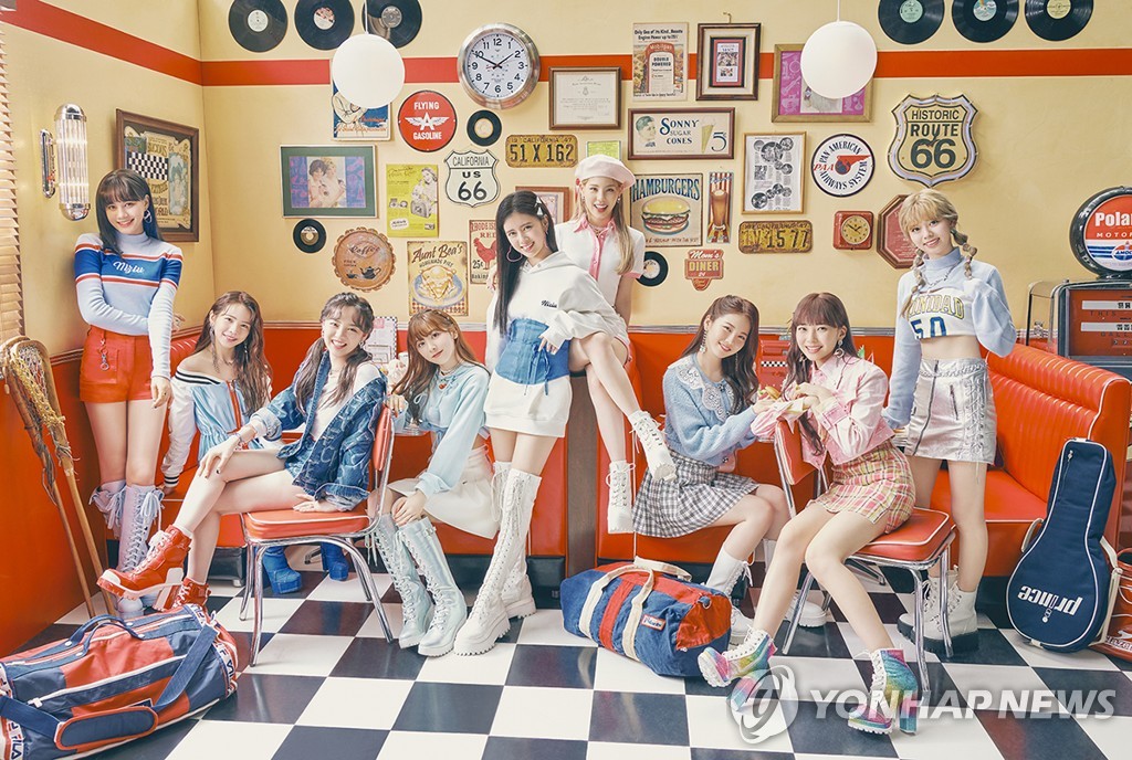 ��ƹϤ��G�k��NiziU ���p��/JYP�T�֡B�饻�s�O���֨ѹϡ]�Ϥ��Y�T����ƻs�^