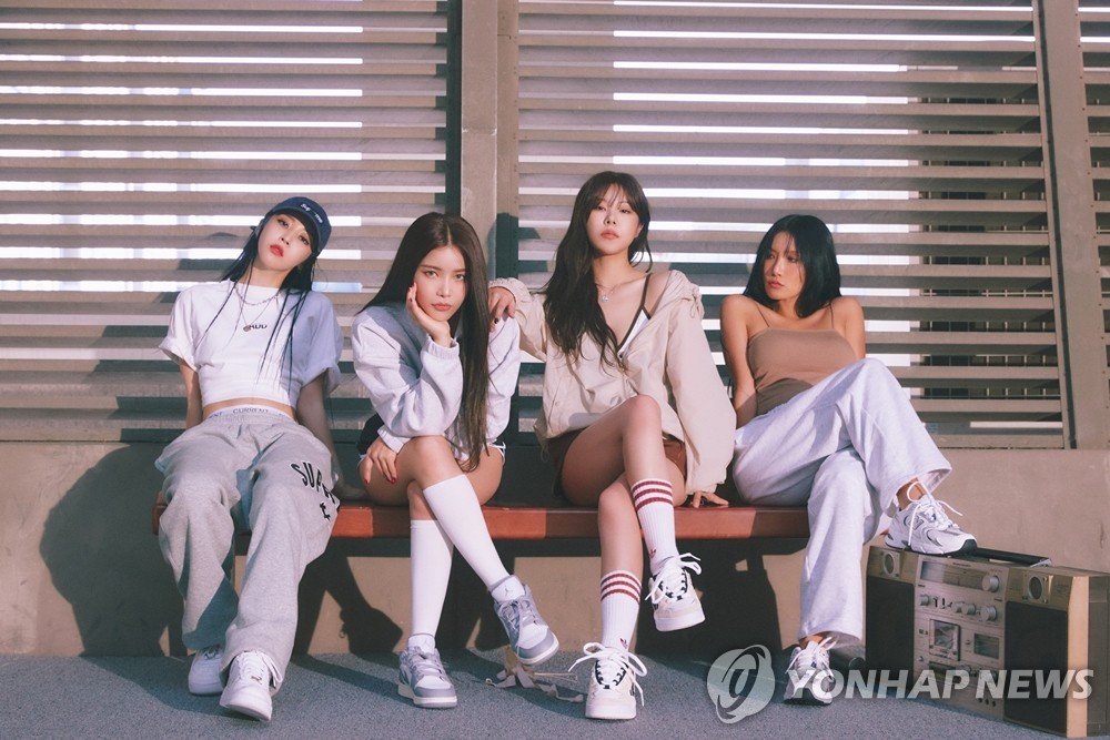 ��ƹϤ��GMAMAMOO ���p��/REW�ѹϡ]�Ϥ��Y�T����ƻs�^