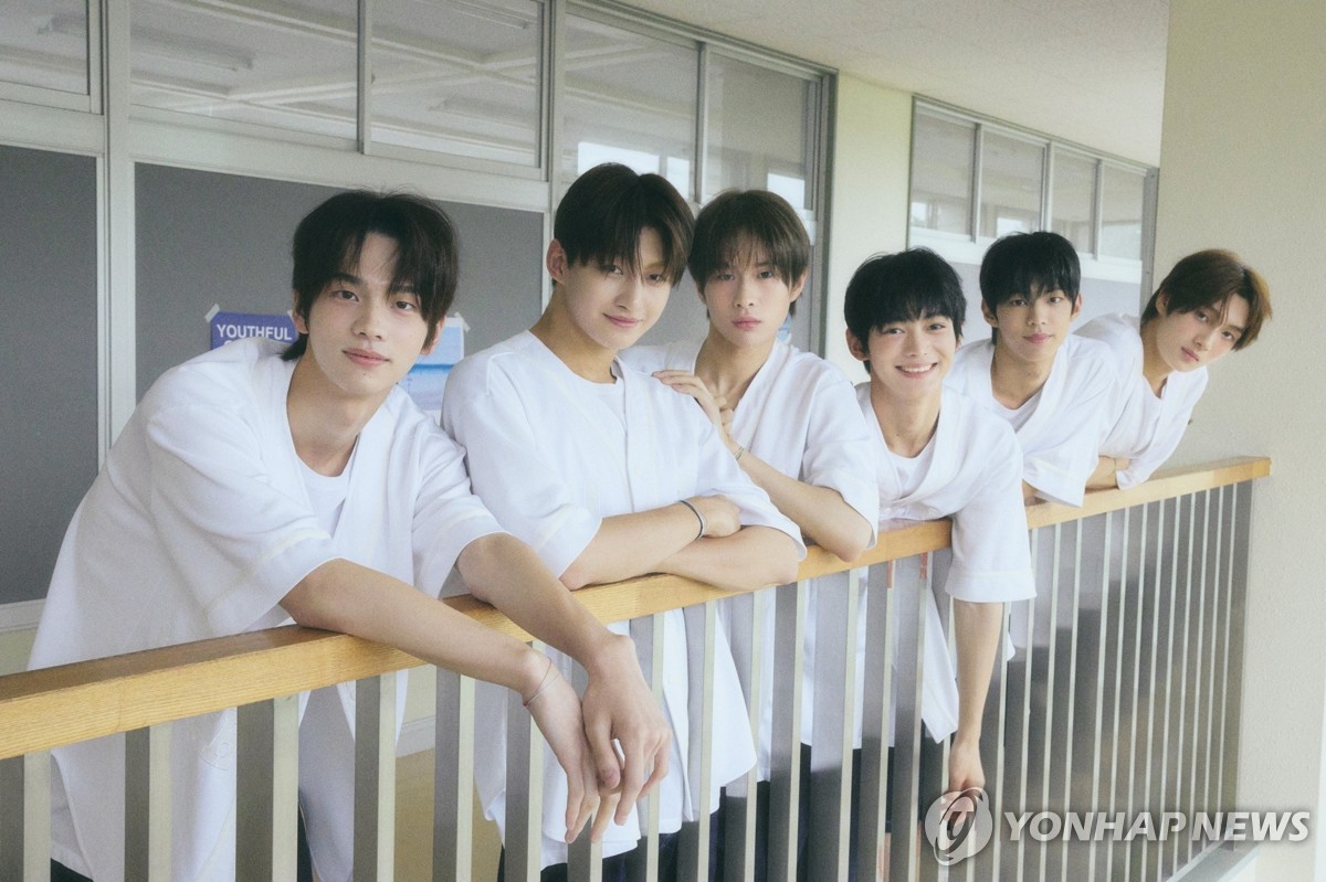 ��ƹϤ��G�k��TWS ���p��/Pledis�ѹϡ]�Ϥ��Y�T����ƻs�^