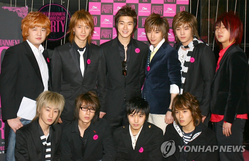 SUPPER JUNIOR�bSM�T�֤��q�����|�W