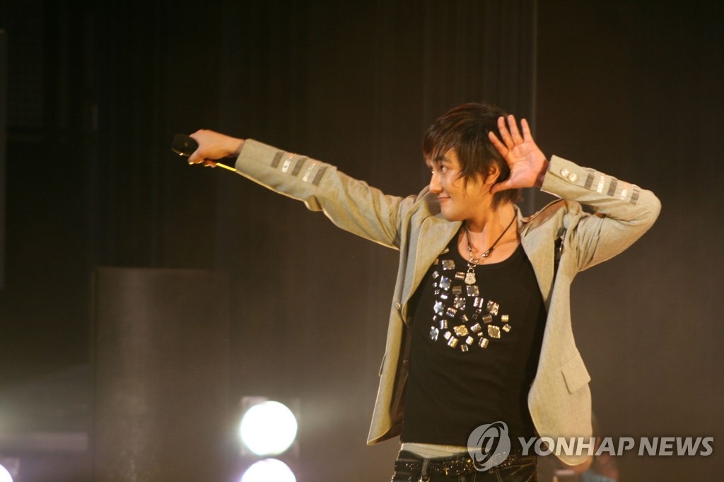 �w�C���b�饻�|��ӤH�t�۷|