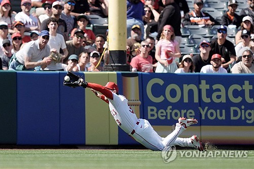 호수비하고, 호수비에 막히고�K이정후, 5타수 무안타