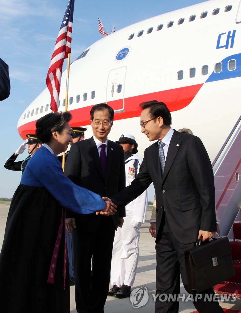 미국 도착한 이 대통령