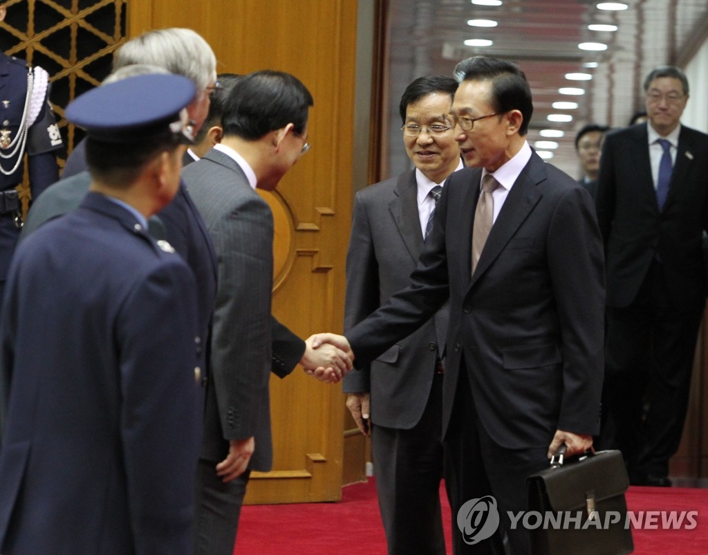 �������`�Φ^��