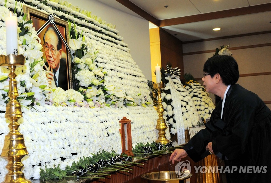 �����M����Τ@�����}�H�@