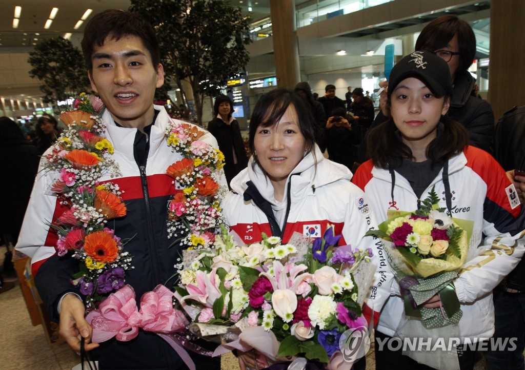 �ȥV�|���Φ��A�ٶm