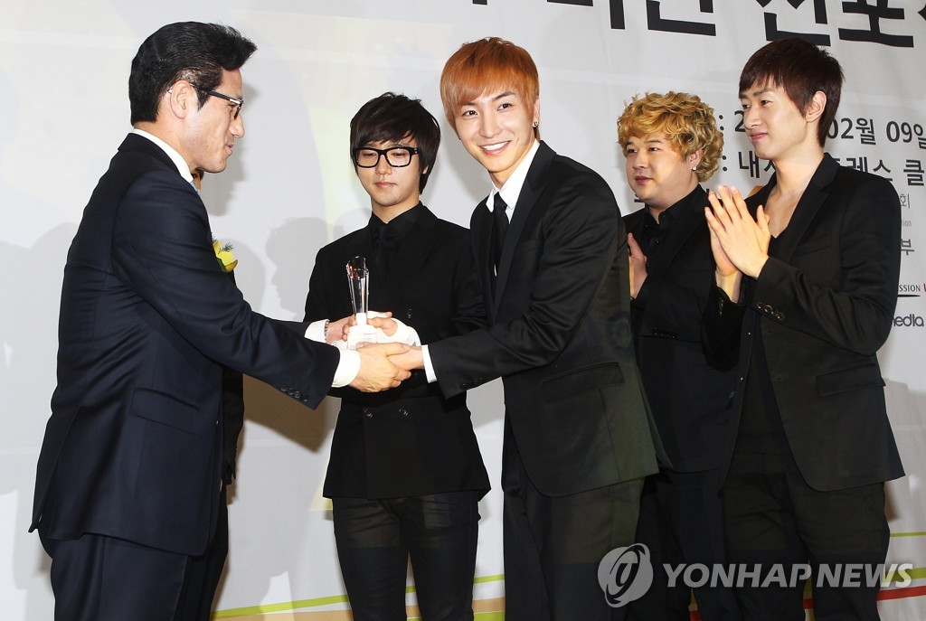 �զXSuper Junior���