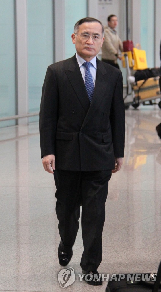 �Q�t����F�_��