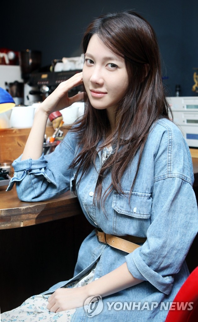 �t��������