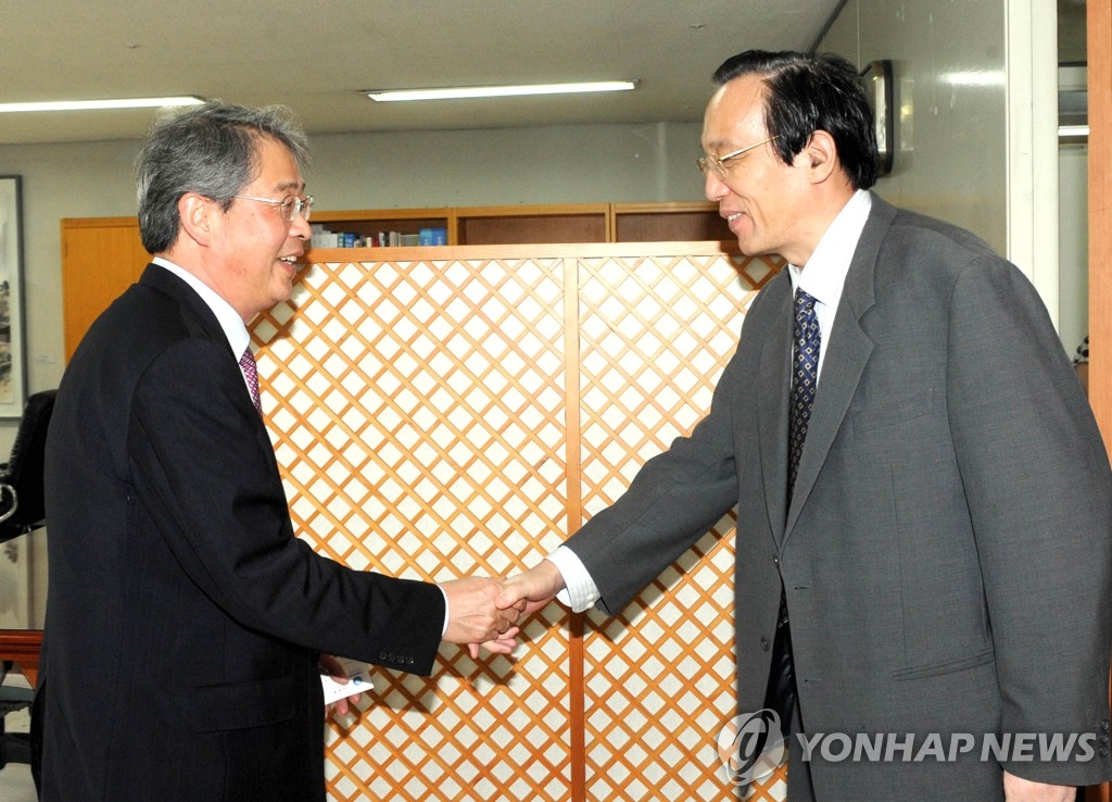 財政副部長會晤中國國發研副主任