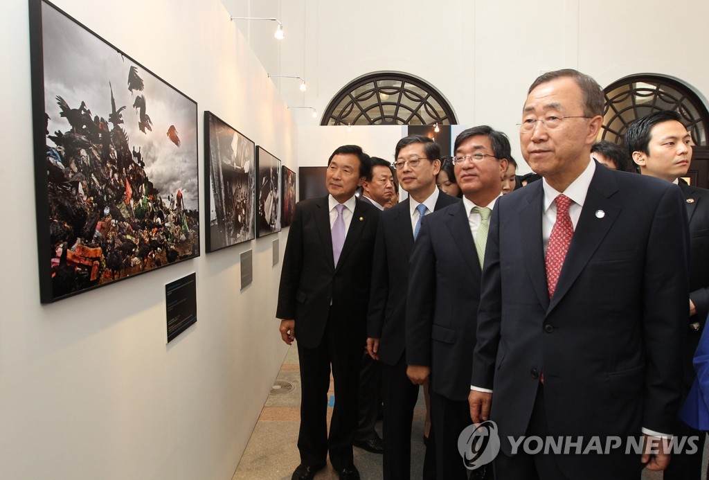 ���p���s�D��v�i����}��